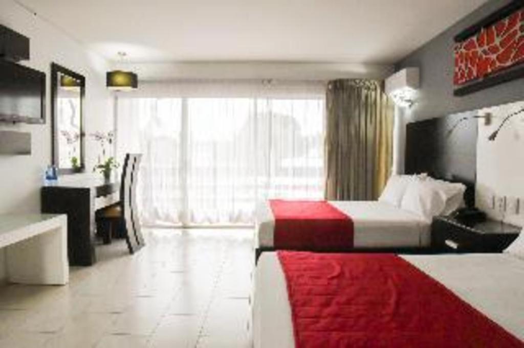 Hotel Portonovo Plaza Expo Zapopan Exterior photo