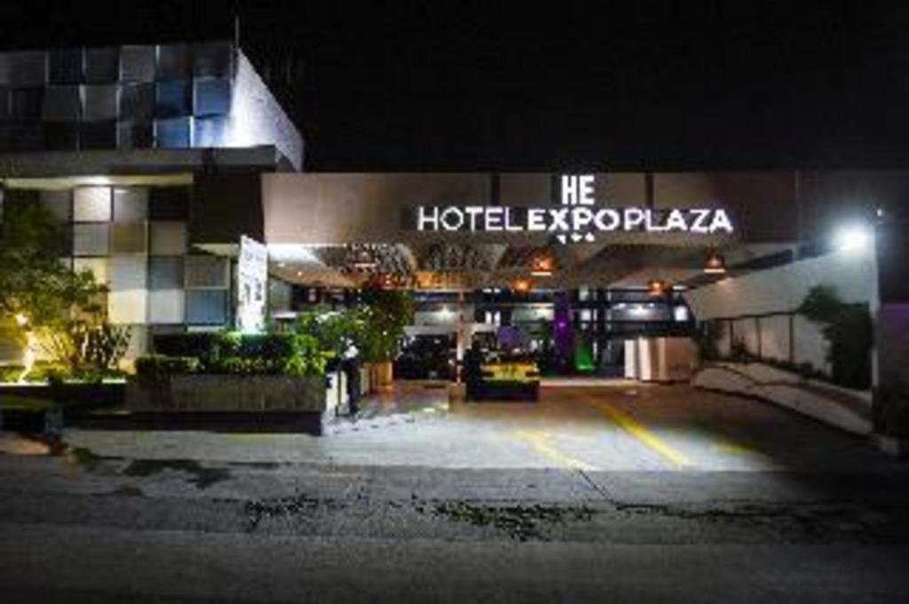 Hotel Portonovo Plaza Expo Zapopan Exterior photo