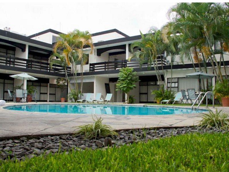 Hotel Portonovo Plaza Expo Zapopan Exterior photo